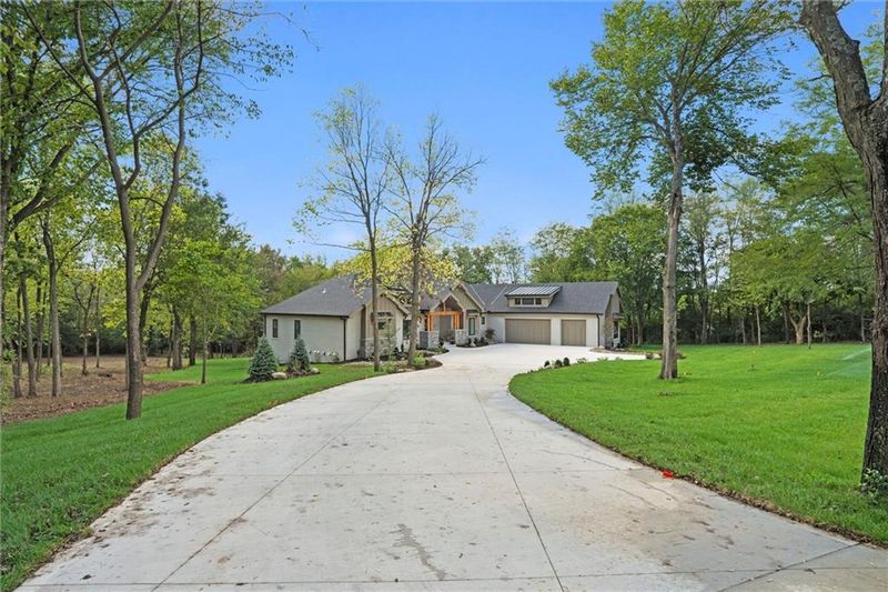 16605 NE 116th St, Kearney, MO 64060