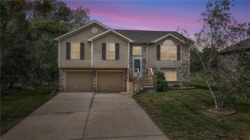 11318 N Ewing Ave, Kansas City, MO 64156