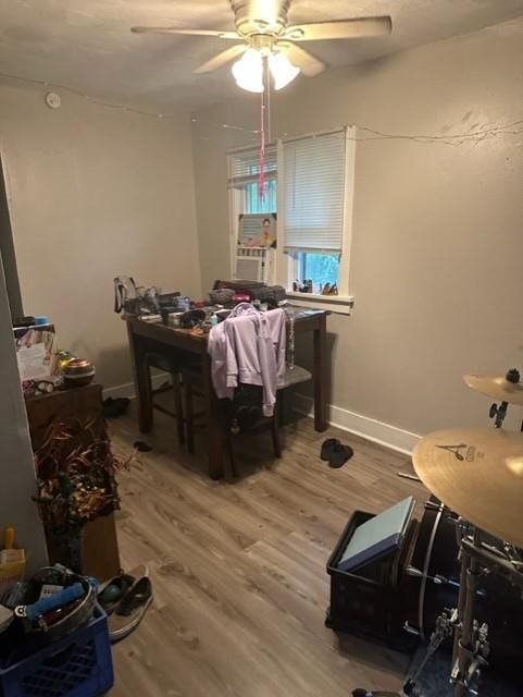 3301 E 52 St, Kansas City, MO 64130