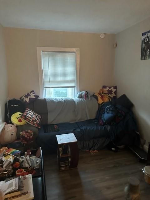 3301 E 52 St, Kansas City, MO 64130