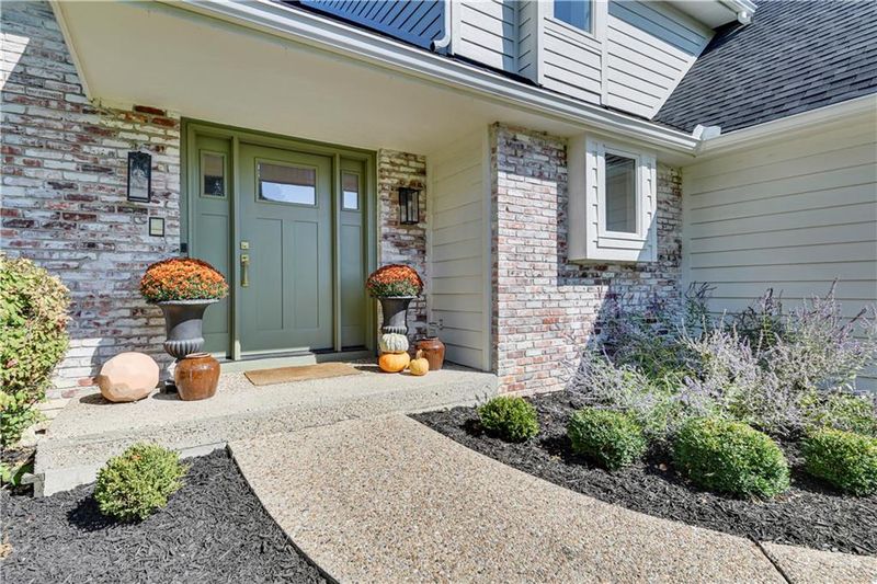 12406 W 154th Ter, Overland Park, KS 66221