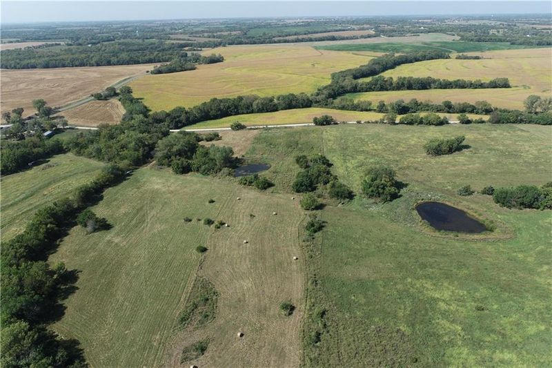 Lot 5 251st St, Mclouth, KS 66054