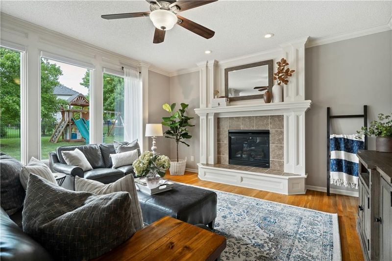 11368 S Cook St, Olathe, KS 66061