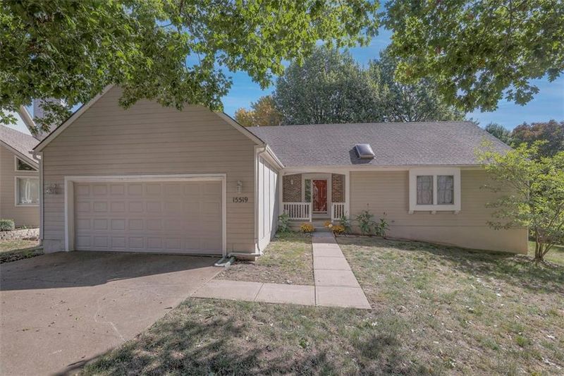 15519 Floyd St, Overland Park, KS 66223