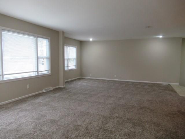 9301 Antioch Rd, Overland Park, KS 66212