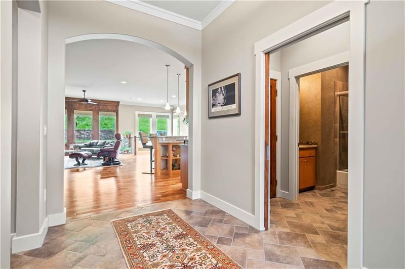 9205 Cottonwood Canyon Dr, Lenexa, KS 66219