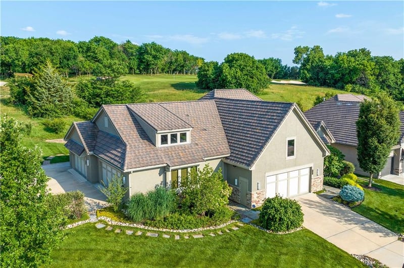 9205 Cottonwood Canyon Dr, Lenexa, KS 66219