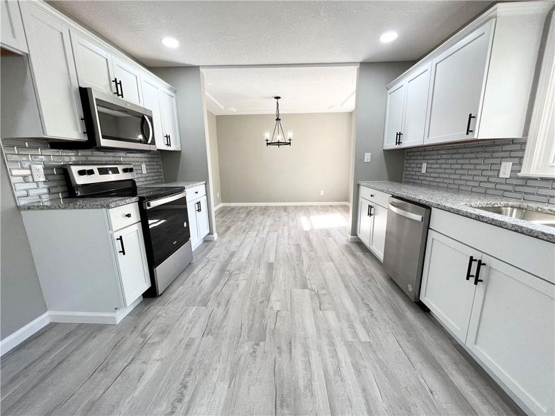 1001 115th St, Kansas City, MO 64155