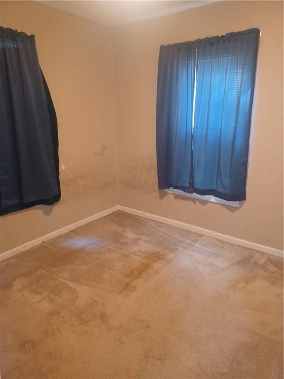 10409 E 56th St, Raytown, MO 64133