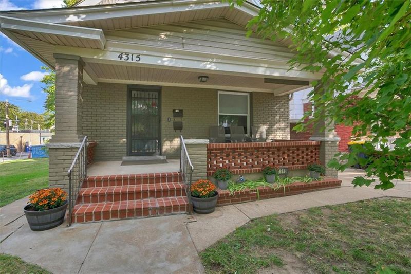 4315 Fairmount St, Kansas City, MO 64111