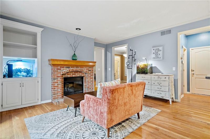 14405 Goddard St, Overland Park, KS 66221