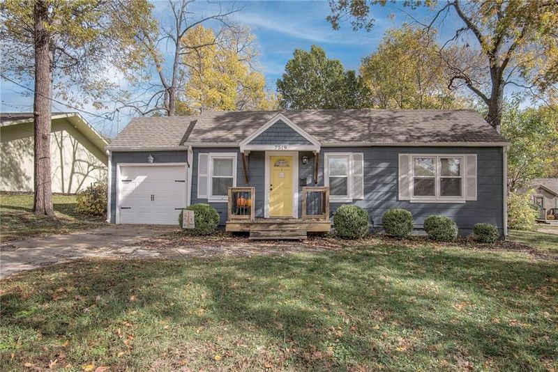 7519 Eby Ave, Overland Park, KS 66204