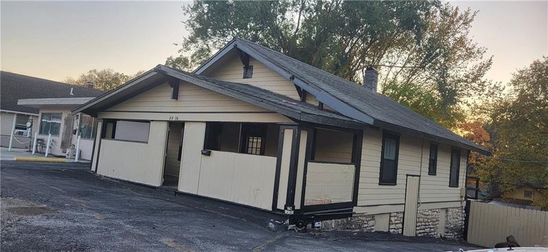 8036 Paseo Blvd, Kansas City, MO 64131