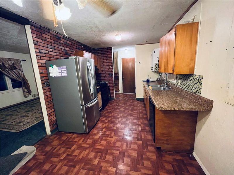 4159 Hardesty Ave, Kansas City, MO 64130