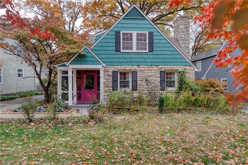 6840 Cherry St, Kansas City, MO 64131