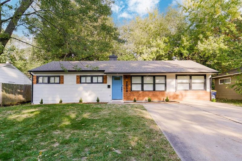 7610 E 113th St, Kansas City, MO 64134