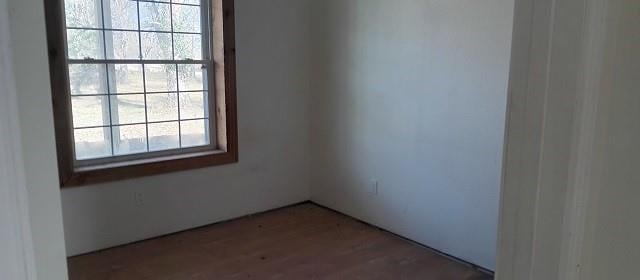 610 S Mckinley Ave, La Harpe, KS 66751