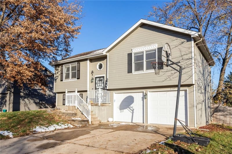8611 N Crawford Ave, Kansas City, MO 64153