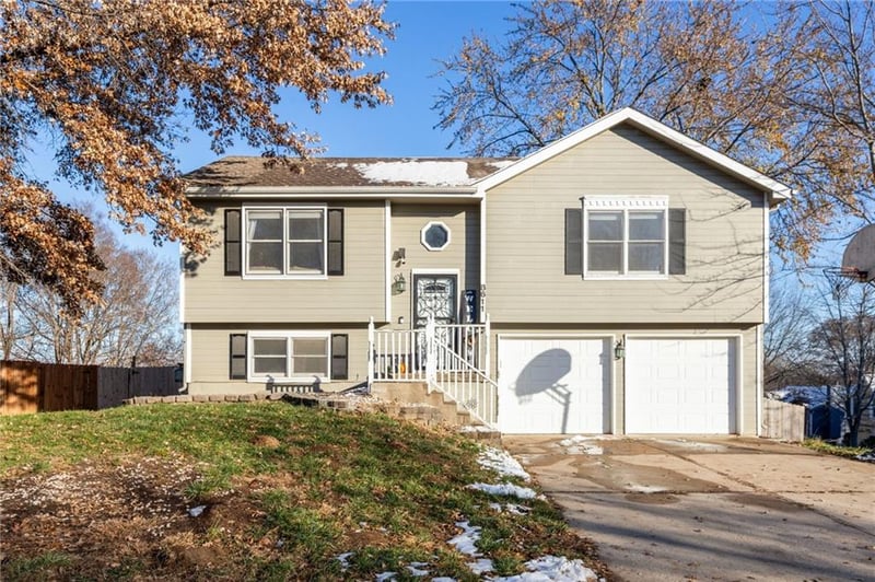 8611 N Crawford Ave, Kansas City, MO 64153