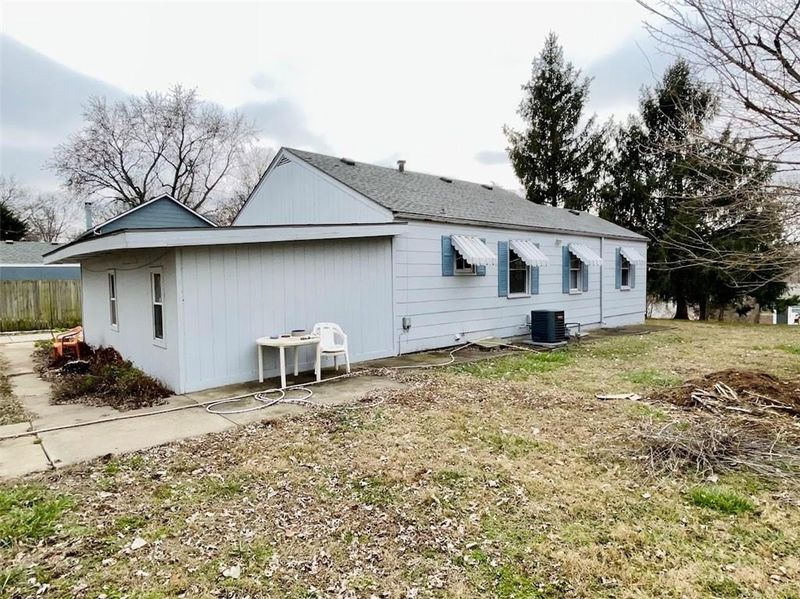 117 N Crescent Ave, Independence, MO 64053