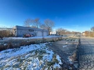 5115 E 27th St, Kansas City, MO 64128