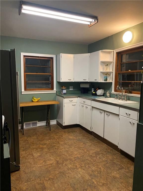 1009 W 6th St, Ottawa, KS 66067