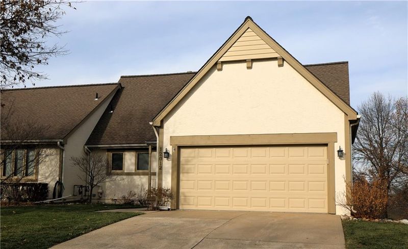12012 E 86th St, Kansas City, MO 64138
