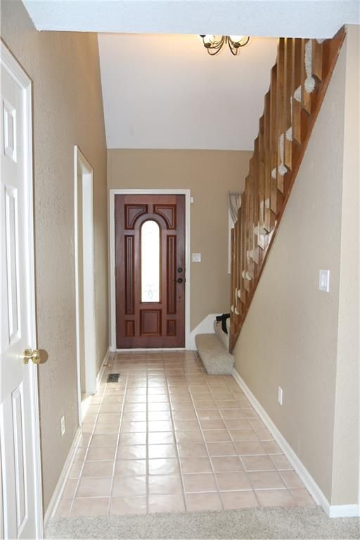 12012 E 86th St, Kansas City, MO 64138