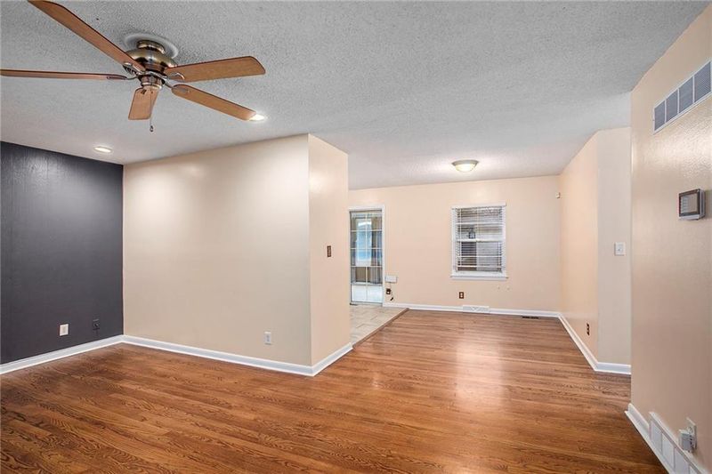 11309 Norby Rd, Kansas City, MO 64137