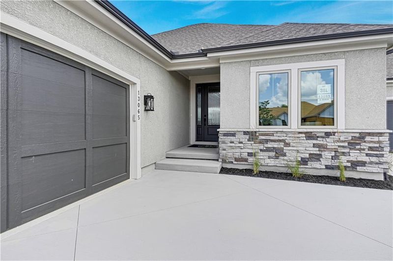 13065 S Alden St, Olathe, KS 66062