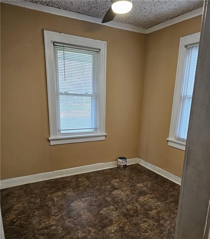 1428 E 66th St, Kansas City, MO 64131