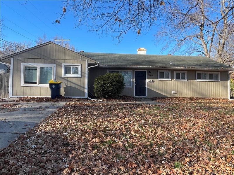 7606 E 111th Ter, Kansas City, MO 64134