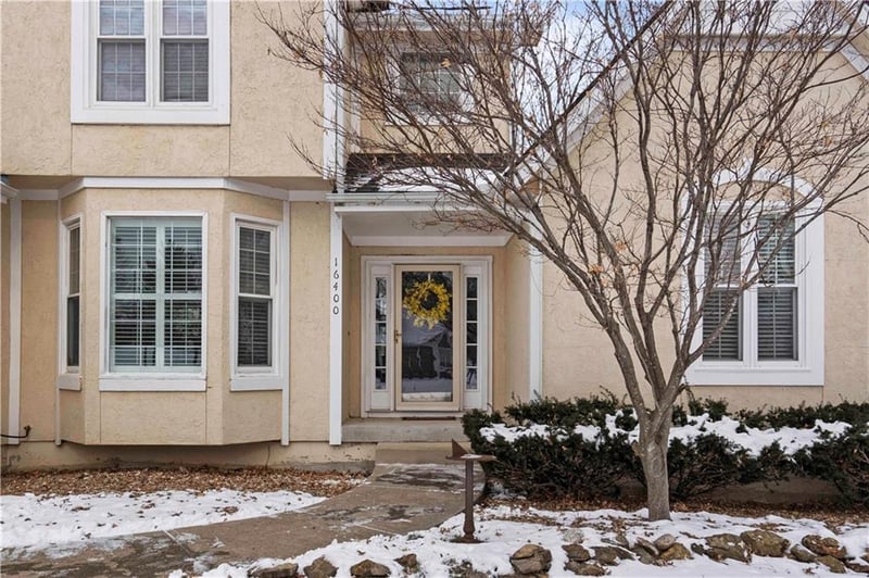 16400 Poplar Ave, Kansas City, MO 64136