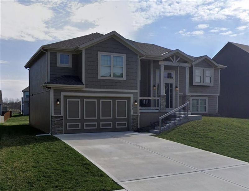 7205 NE 116th Ter, Kansas City, MO 64156
