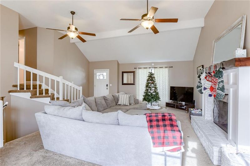 15907 W 154th Ter, Olathe, KS 66062