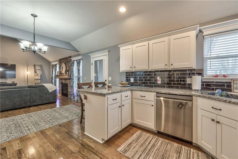 11307 Yecker Ave, Kansas City, KS 66109