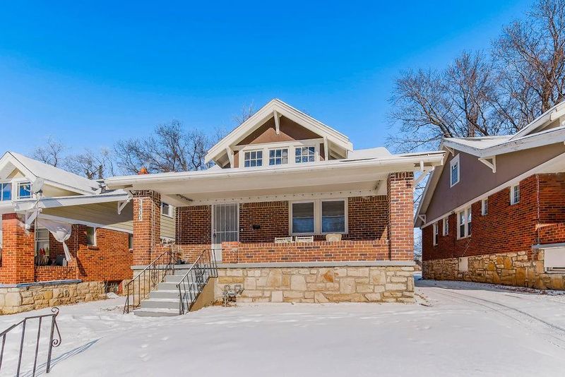 1830 E 68th Ter, Kansas City, MO 64132