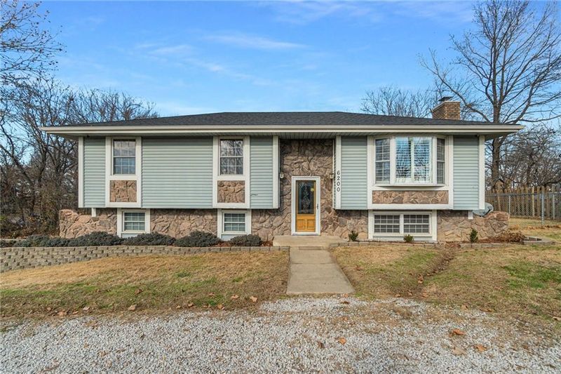6200 E 64th St, Kansas City, MO 64133