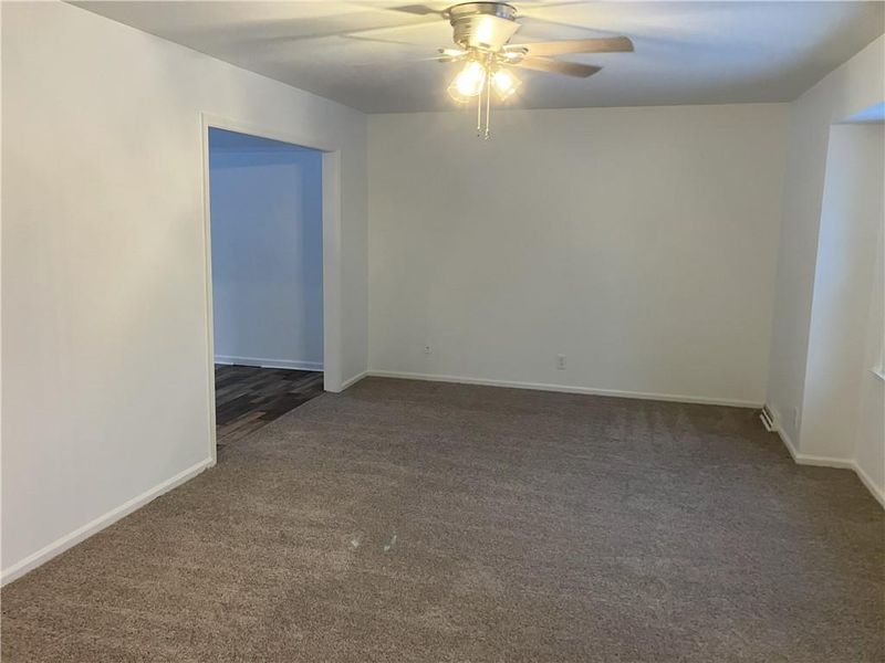 9535 Carter Dr, Overland Park, KS 66212
