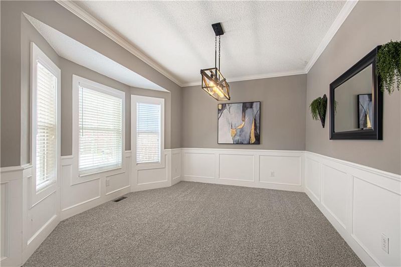 7319 Charles St, Shawnee, KS 66216