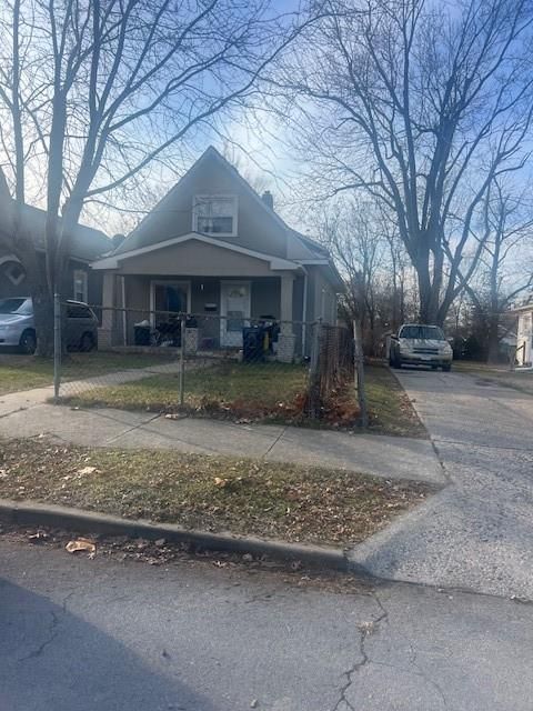 2016 Denver Ave, Kansas City, MO 64127