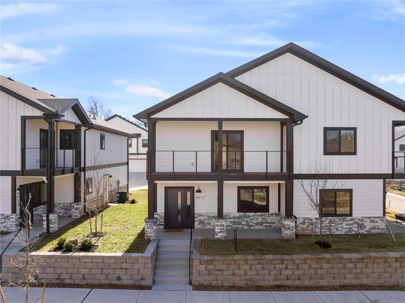 9901 W 88th St, Overland Park, KS 66212