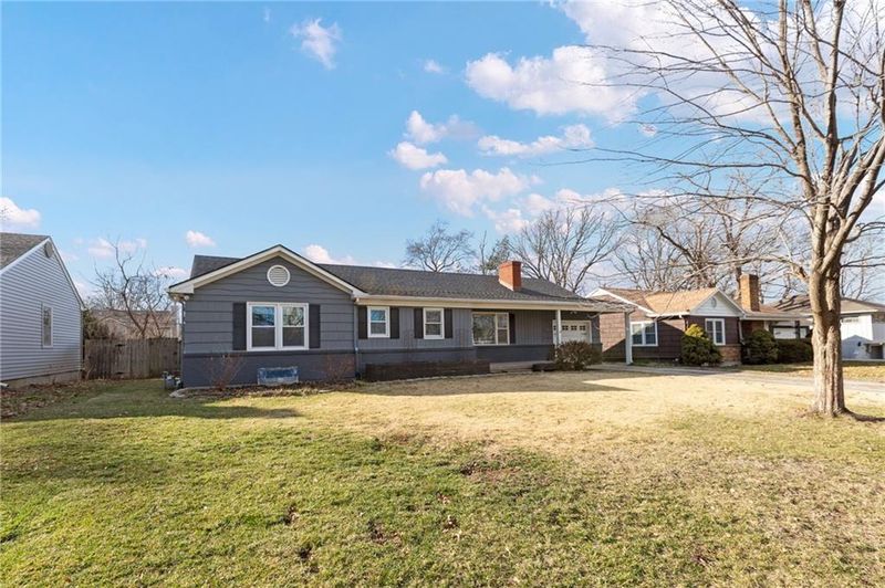 5732 Floyd St, Overland Park, KS 66202