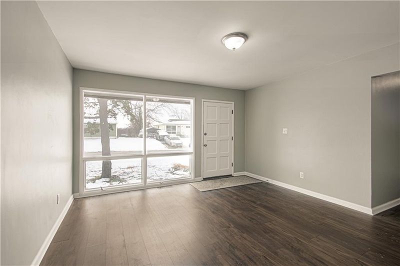 7508 E 49th Ter, Kansas City, MO 64129