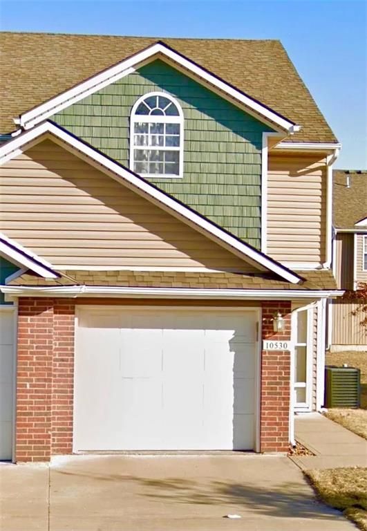 10530 E 46th Ter, Kansas City, MO 64133