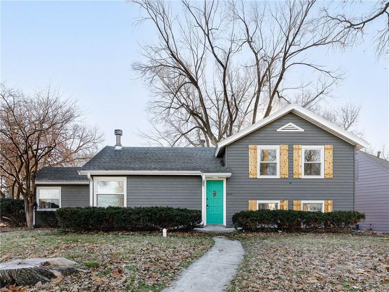 4529 N Cherry St, Kansas City, MO 64116