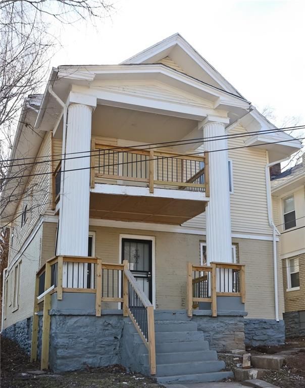 2511 E 37th St, Kansas City, MO 64128