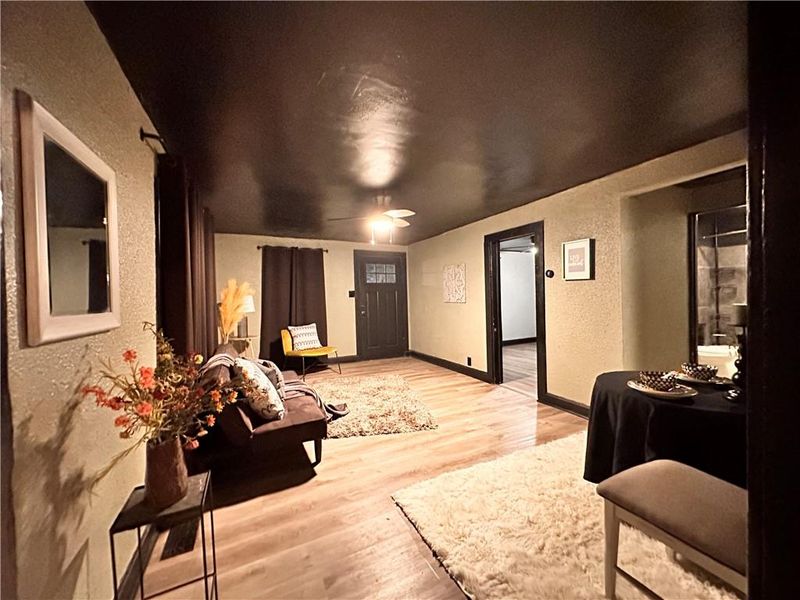 5810 E 31st St, Kansas City, MO 64129