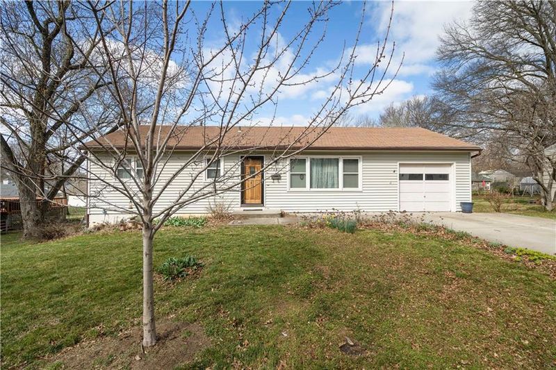 7008 Lamar Ave, Overland Park, KS 66204