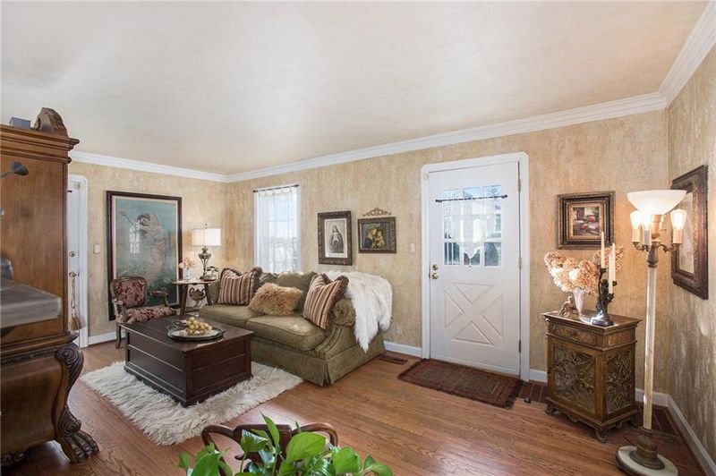 8614 Lamar Ave, Overland Park, KS 66207
